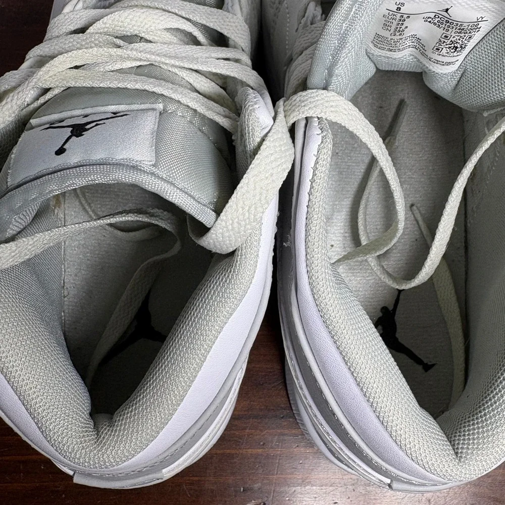 Nike Jordan Sneakers Mens Size 8 White Air Jordan 1 Mid Camo Swoosh DC9035-100‎